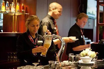 Bastion Hotel Vlaardingen 3*,
